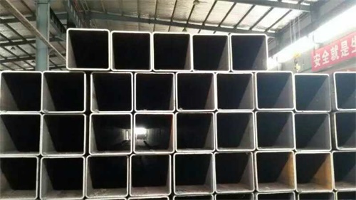 镇雄<font style='color:red'>无缝方矩管</font>现货资源